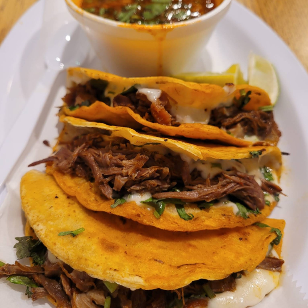 los dos amigos byron center grand rapids quesabirria tacos